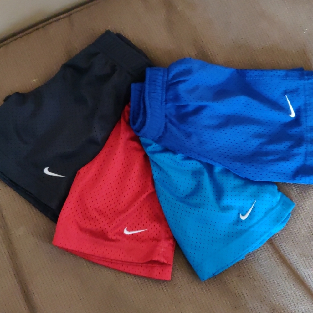 Nike jersey shorts- bundle of 4 pairs!